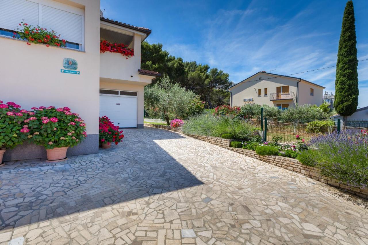 Apartments Hortensia Pula Exterior foto